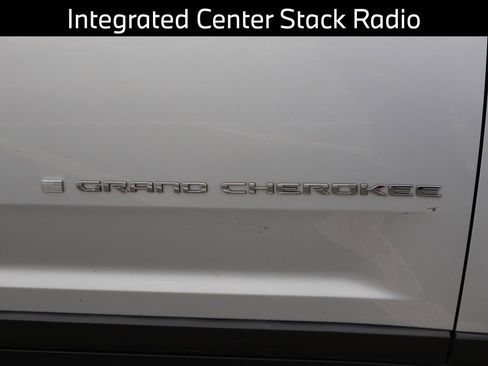 Used 2021 Jeep Grand Cherokee L Limited AWD/4WD image 10