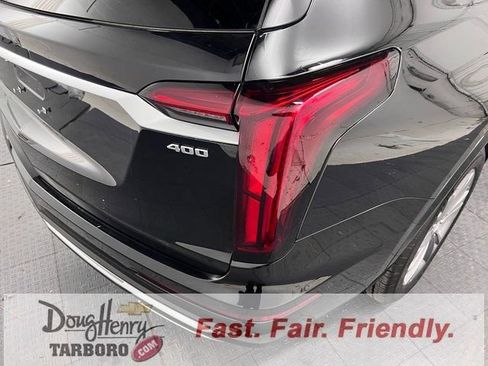 Used 2025 Cadillac XT6 Premium Luxury image 14