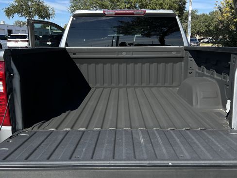 Used 2024 Chevrolet Silverado 1500 LT image 28