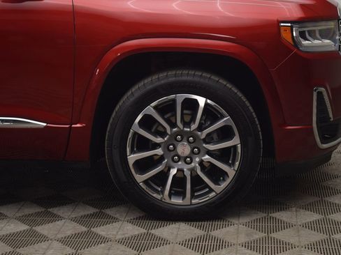 Used 2021 GMC Acadia Denali w/ Denali Technology Package image 32