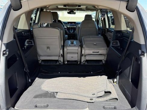 Used 2023 Honda Odyssey Touring image 4