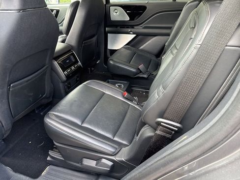 Used 2025 Lincoln Aviator Reserve w/ Equipment Group 201A image 14