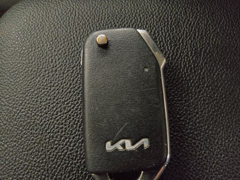 Used 2023 Kia Forte LX FWD image 32