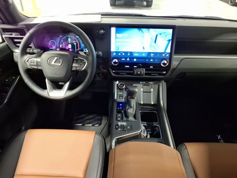 New 2026 Lexus GX 550 image 11