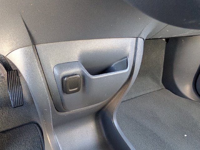 Used 2021 Chevrolet Bolt LT FWD image 24