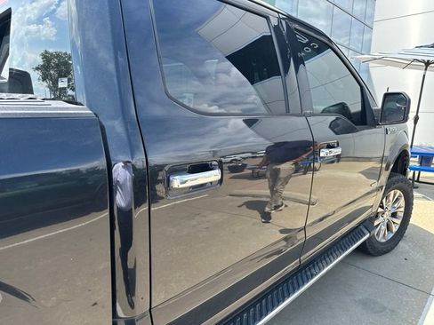 Used 2015 Ford F150 XLT w/ Equipment Group 302A Luxury AWD/4WD image 6
