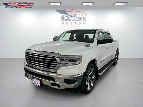 Used 2022 RAM 1500 Limited AWD/4WD image 1