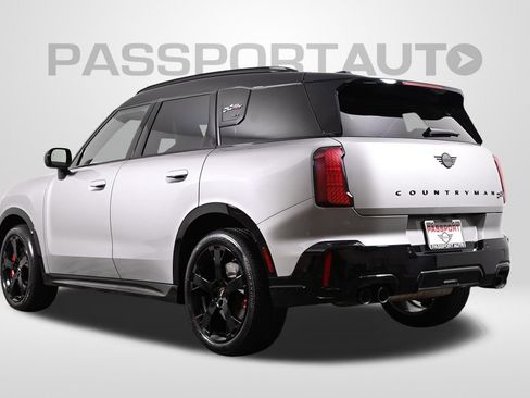 Certified 2025 MINI Cooper Countryman John Cooper Works w/ Comfort Package Max AWD/4WD image 5