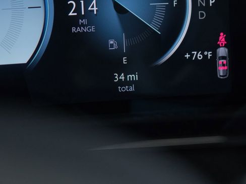 Used 2026 Rolls-Royce Cullinan image 90