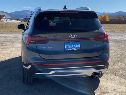 Used 2023 Hyundai Santa Fe Limited image 7