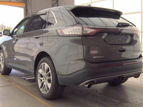Used 2017 Ford Edge Titanium w/ Equipment Group 302A AWD/4WD image 8