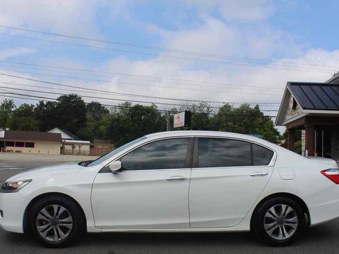 Used 2015 Honda Accord LX image 11