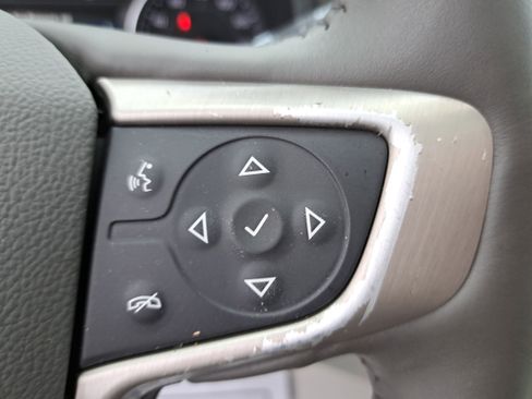 Used 2018 GMC Terrain Denali w/ Advanced Safety Package image 18