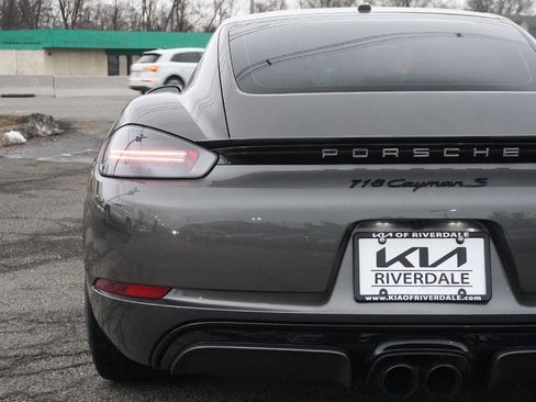 Used 2019 Porsche 718 Cayman S image 14