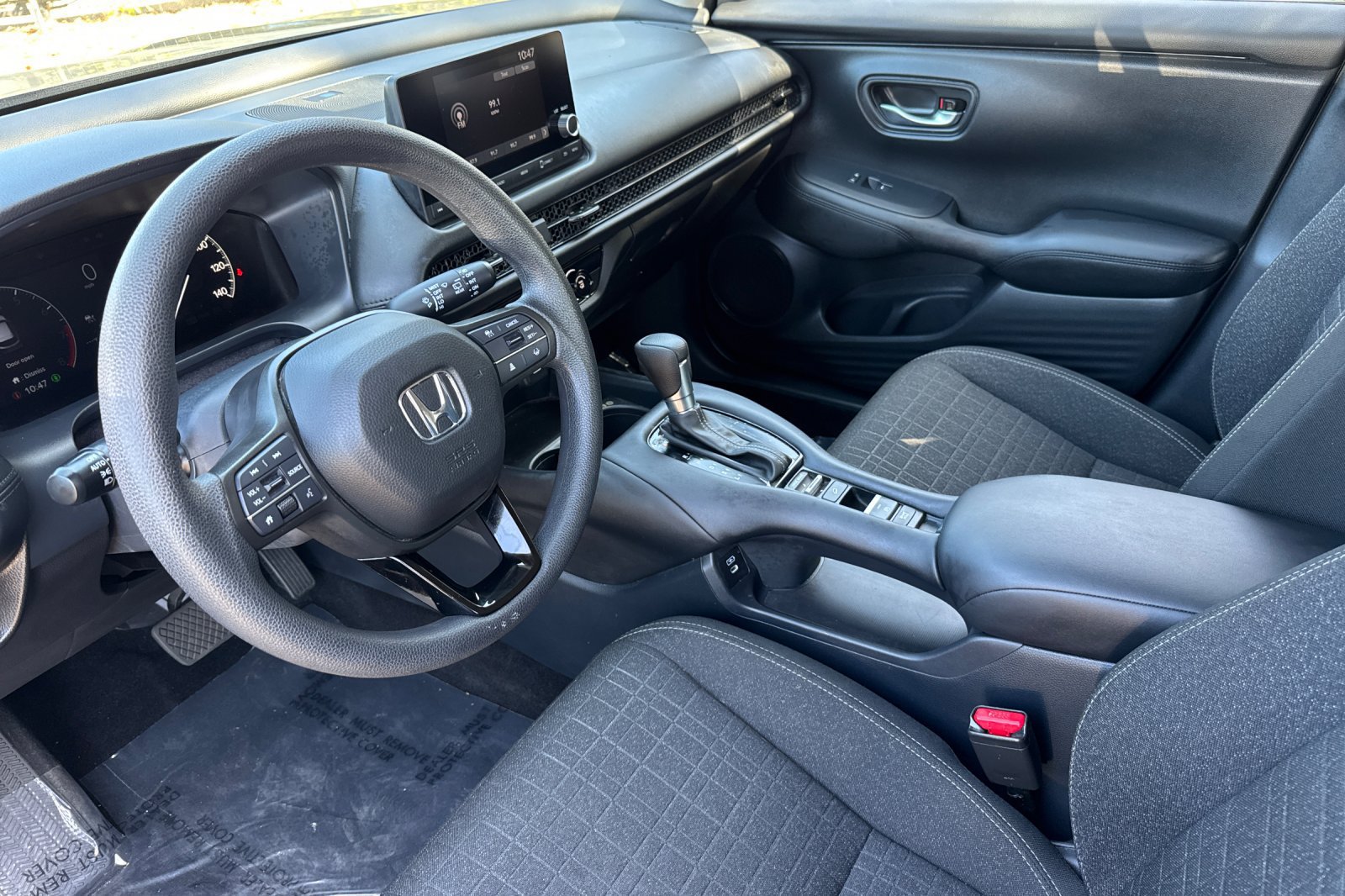 Used 2025 Honda HR-V LX image 10