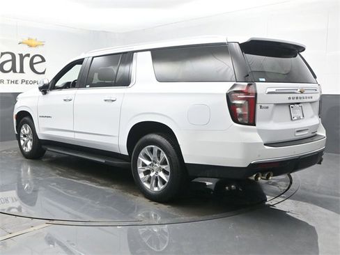 Used 2023 Chevrolet Suburban Premier image 36