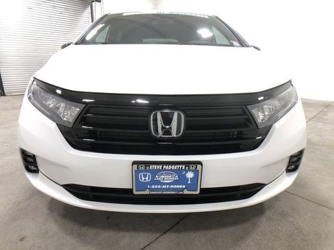 Used 2023 Honda Odyssey Sport image 10