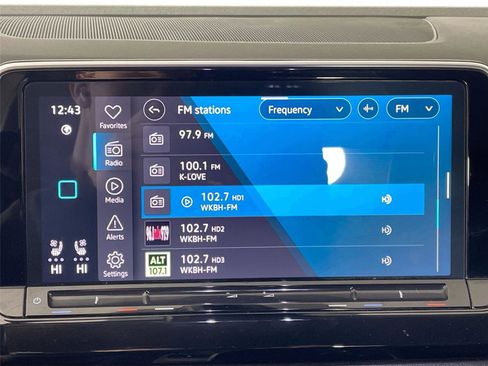 Used 2024 Volkswagen Atlas SE image 14