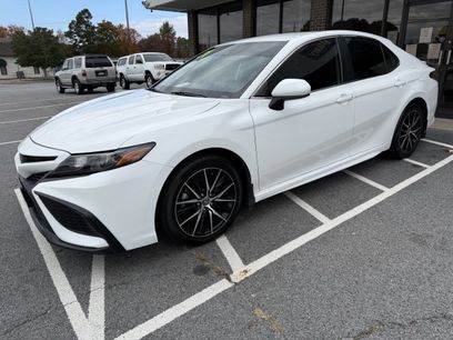 Used 2021 Toyota Camry SE