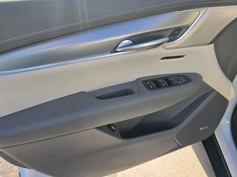 New 2026 Cadillac XT5 Premium Luxury w/ Driver Assist Package FWD image 22