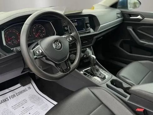 Used 2021 Volkswagen Jetta SE FWD image 10