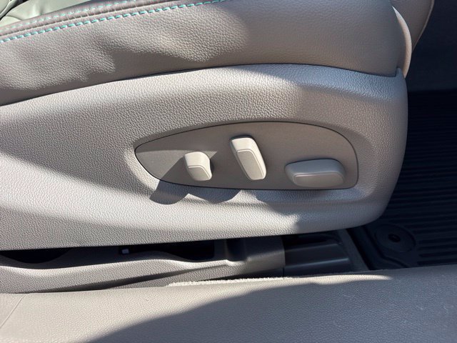 Used 2014 Chevrolet Impala LTZ FWD image 42