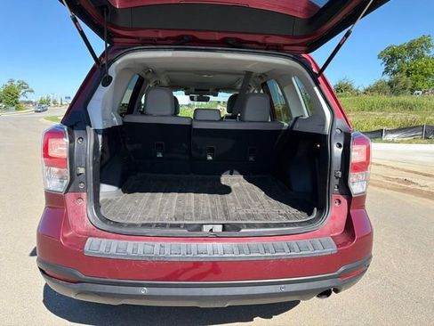 Used 2017 Subaru Forester 2.5i Limited AWD/4WD image 15