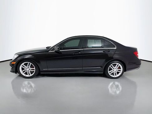Used 2013 Mercedes-Benz C 300 4MATIC Sedan image 4