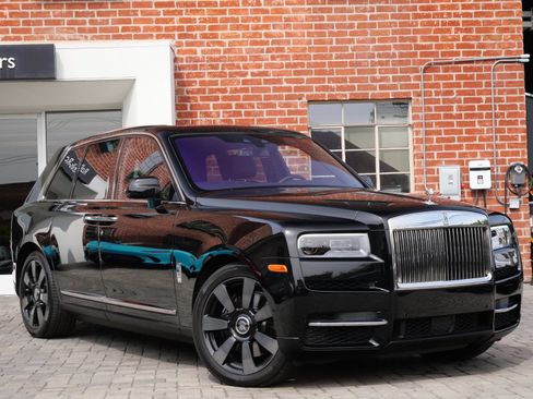 Certified 2021 Rolls-Royce Cullinan AWD/4WD image 21
