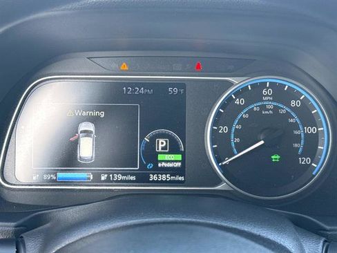 Used 2023 Nissan Leaf S image 23