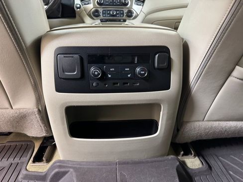 Used 2018 GMC Yukon Denali w/ Open Road Package image 18