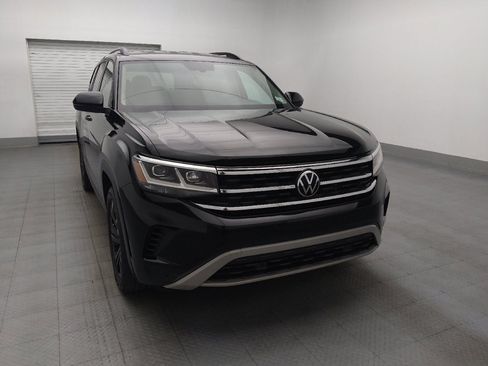 Used 2023 Volkswagen Atlas SE w/ Black Wheel Package FWD image 14