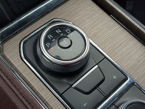 Used 2024 Ford Expedition Max Limited image 29