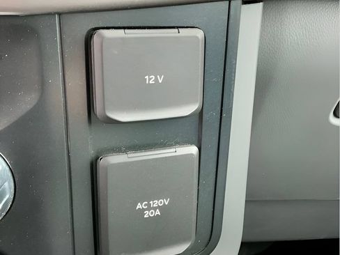 Used 2025 Ford F150 XLT w/ Equipment Group 301A Standard AWD/4WD image 29