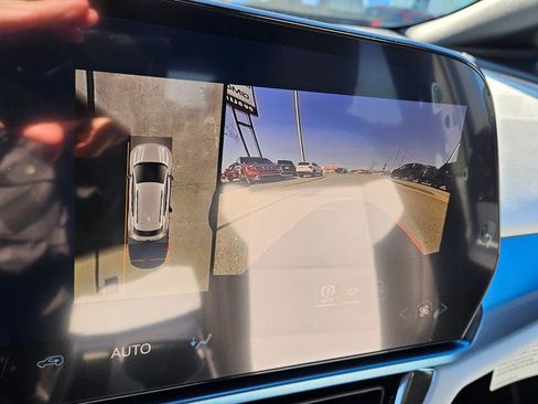 New 2026 Chevrolet Equinox EV LT image 21