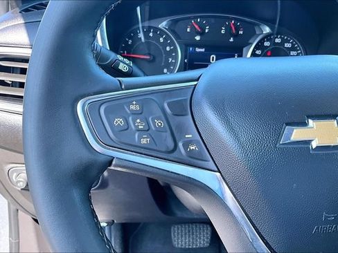 Used 2024 Chevrolet Equinox LT AWD/4WD image 18