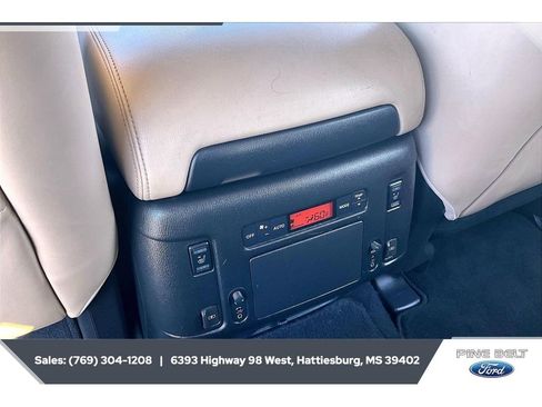 Used 2019 Nissan Armada Platinum w/ Captain's Chairs Package RWD image 24