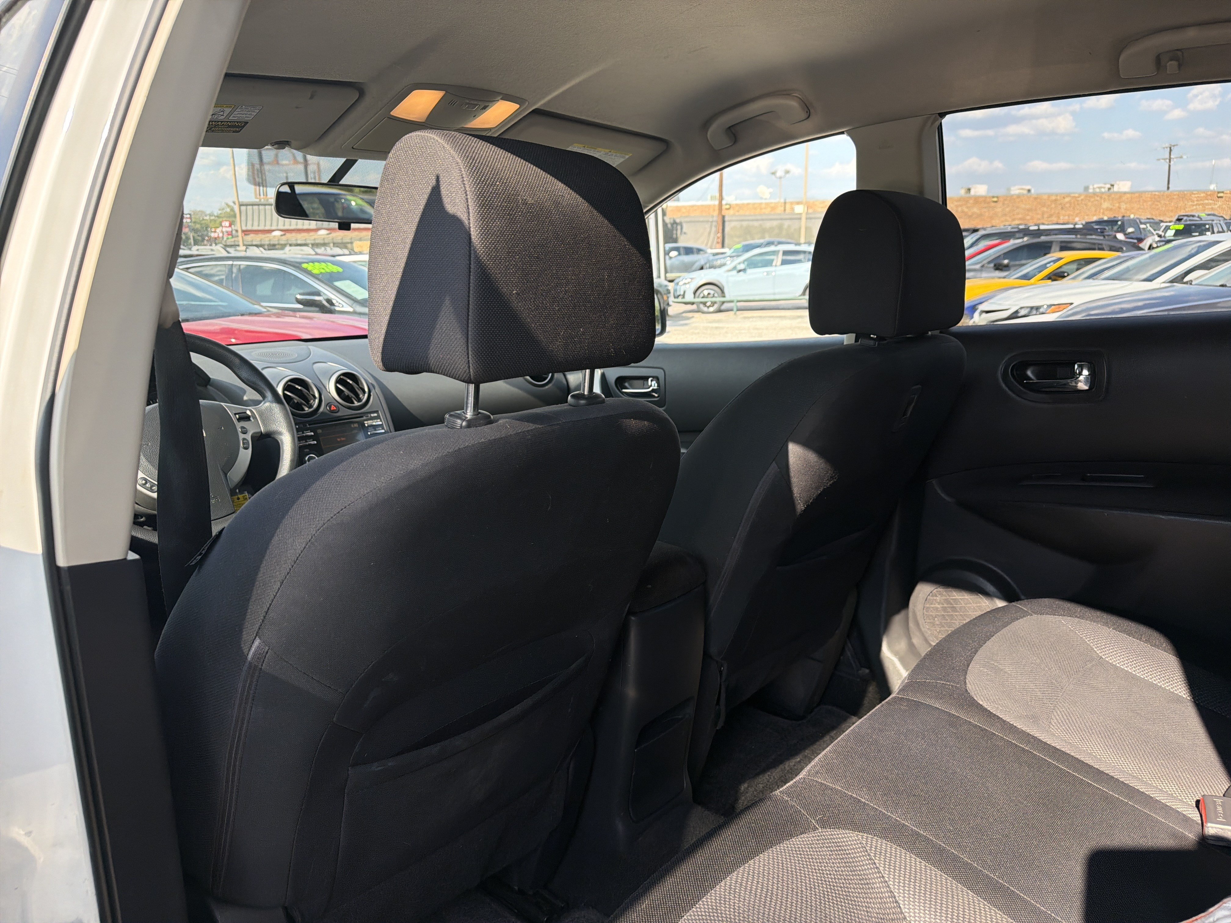 Used 2012 Nissan Rogue S w/ Special Edition Pkg FWD image 4