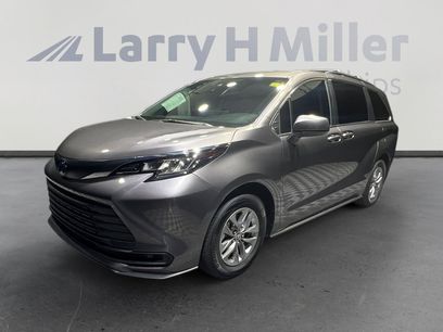 Used 2023 Toyota Sienna LE