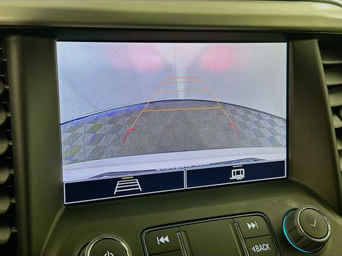 Used 2023 GMC Acadia SLE w/ Driver Convenience Package image 23