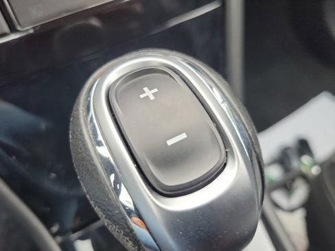 Used 2022 Buick Encore Preferred w/ Safety Package FWD image 29