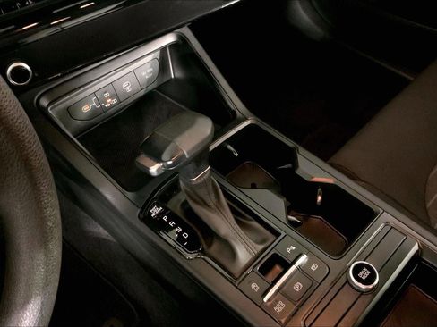 Used 2025 Kia K5 LXS image 16