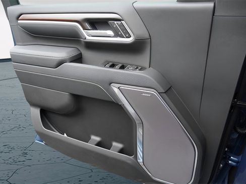 New 2026 GMC Sierra 2500 Denali w/ Denali Reserve Package image 25