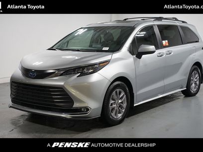 Certified 2024 Toyota Sienna XLE