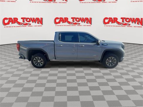 Used 2024 GMC Sierra 1500 AT4 w/ Technology Package image 9