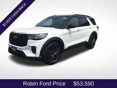 New 2025 Ford Explorer ST-Line w/ Premium Package