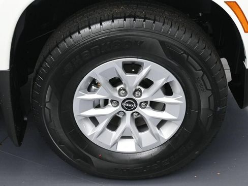 New 2026 Nissan Frontier S RWD image 6