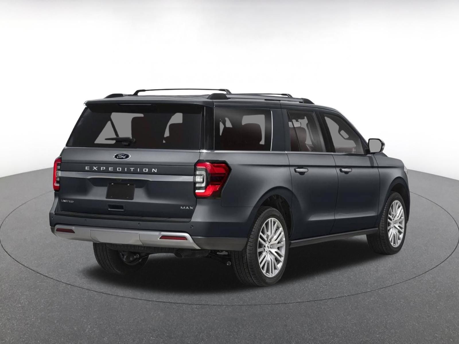 Used 2024 Ford Expedition Max Limited AWD/4WD image 2
