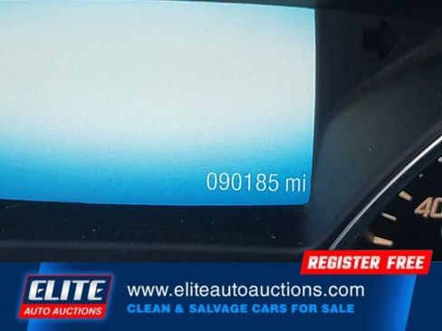Used 2016 Ford Escape SE w/ SE Chrome Package image 13