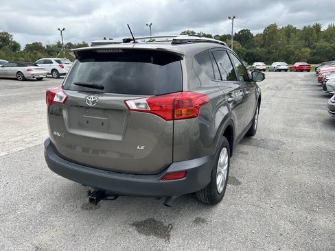 Used 2013 Toyota RAV4 LE image 10